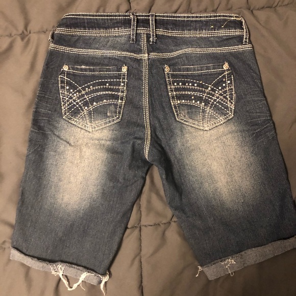 Jean shorts - Picture 2 of 2